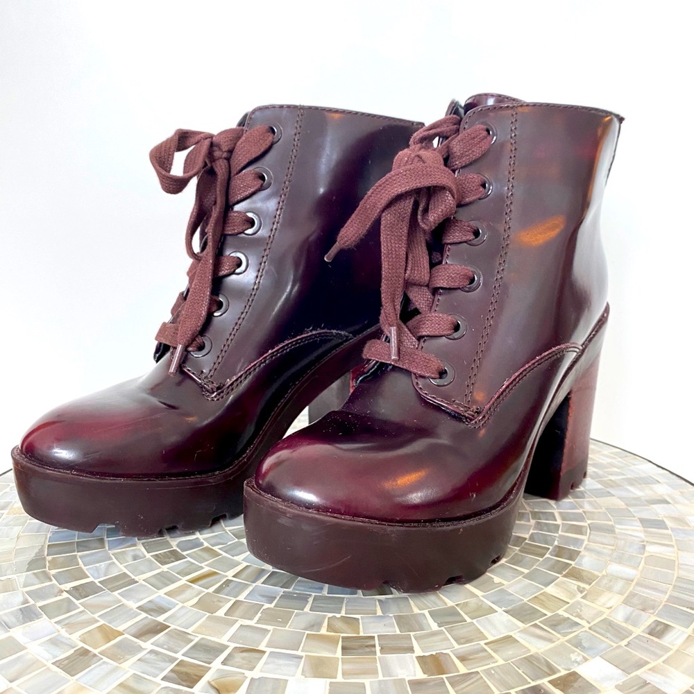 Aldo Chunky Platform Rubber Boot - Size 8